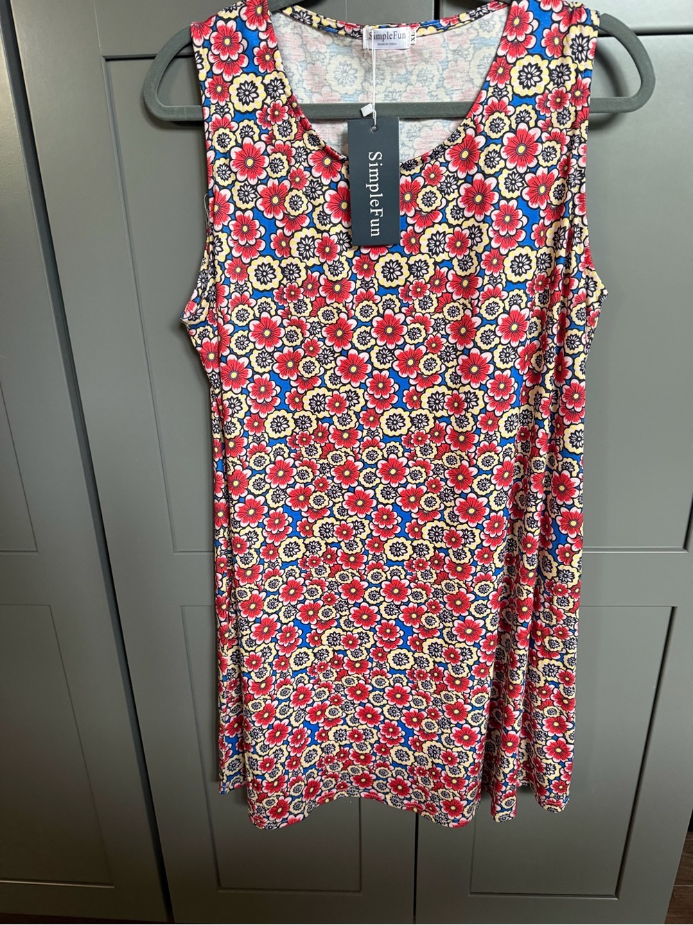Simple Floral Sleeveless Mini Dress in Red, Cream and Navy